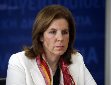 Ε. Χριστοφιλοπούλου σε Ε. Αχτσίογλου: «Τι θα γίνει για να αποτραπούν παρόμοια κρούσματα με αυτά του ΕΦΚΑ»